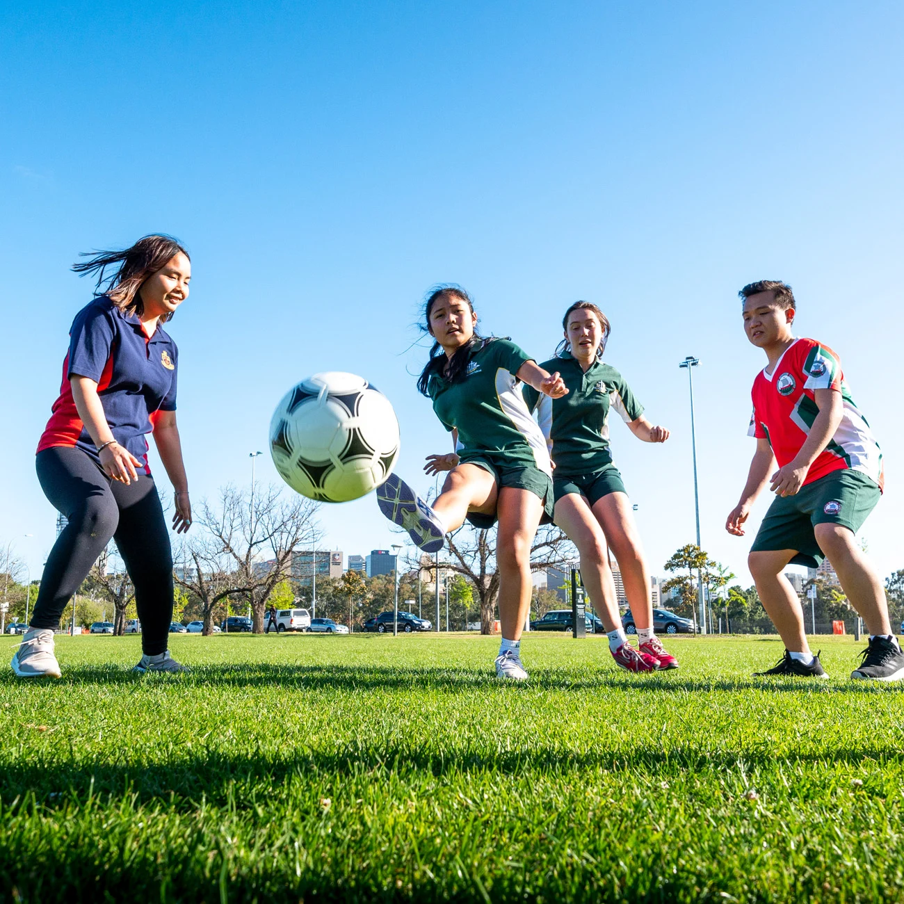 [篮球]篮球无疆界 郇斯枫逐梦旧金山.