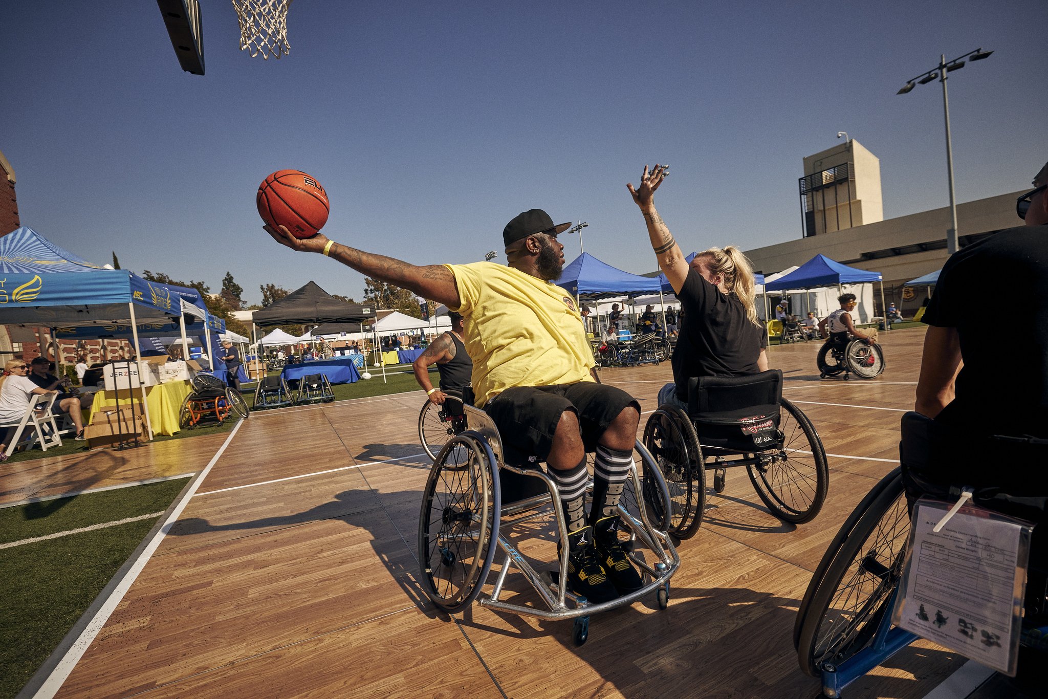 火箭客战魔术，首发阵容出炉，航 天城5虎VS主队双核.